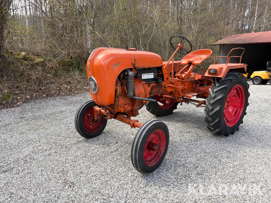 Traktor Porsche A-111 Allgaier