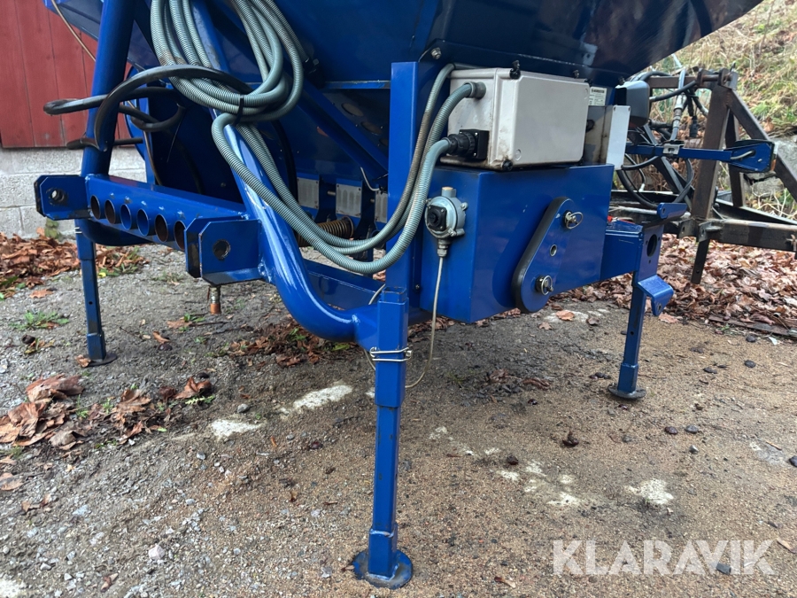 Gödningsspridare Nordsten NS 1500 för frontlyft