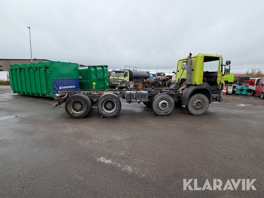 Lastbil 8x4 Scania 114C 380