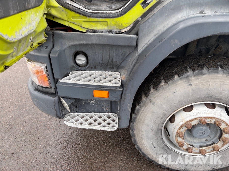 Lastbil 8x4 Scania 114C 380