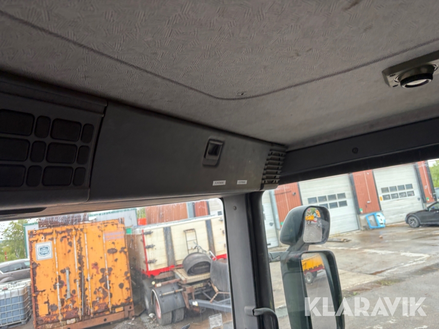 Lastbil 8x4 Scania 114C 380