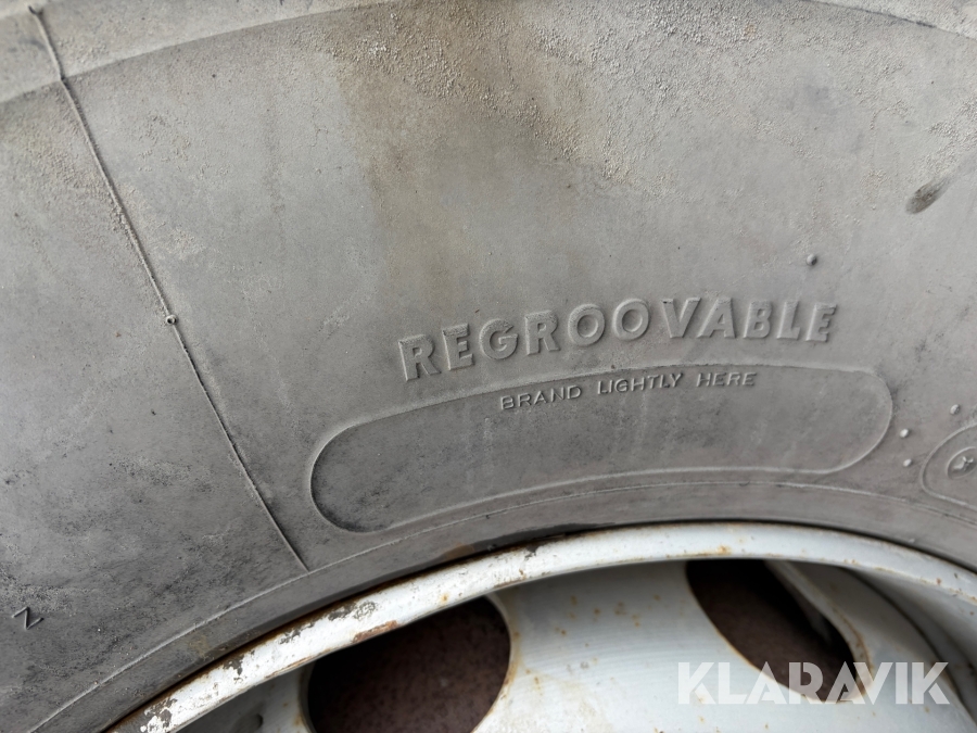 Lastbil 8x4 Scania 114C 380