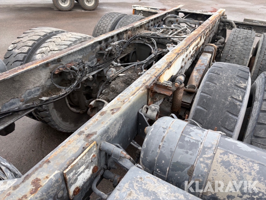 Lastbil 8x4 Scania 114C 380