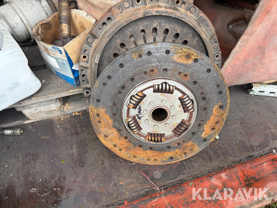Lastbil 8x4 Scania 114C 380