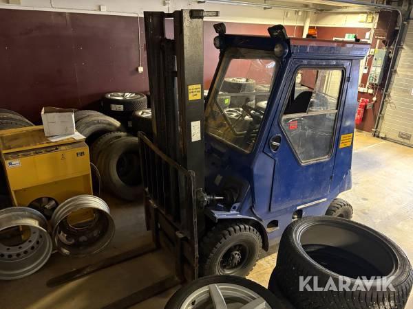 Truck Toyota 02-2FD20