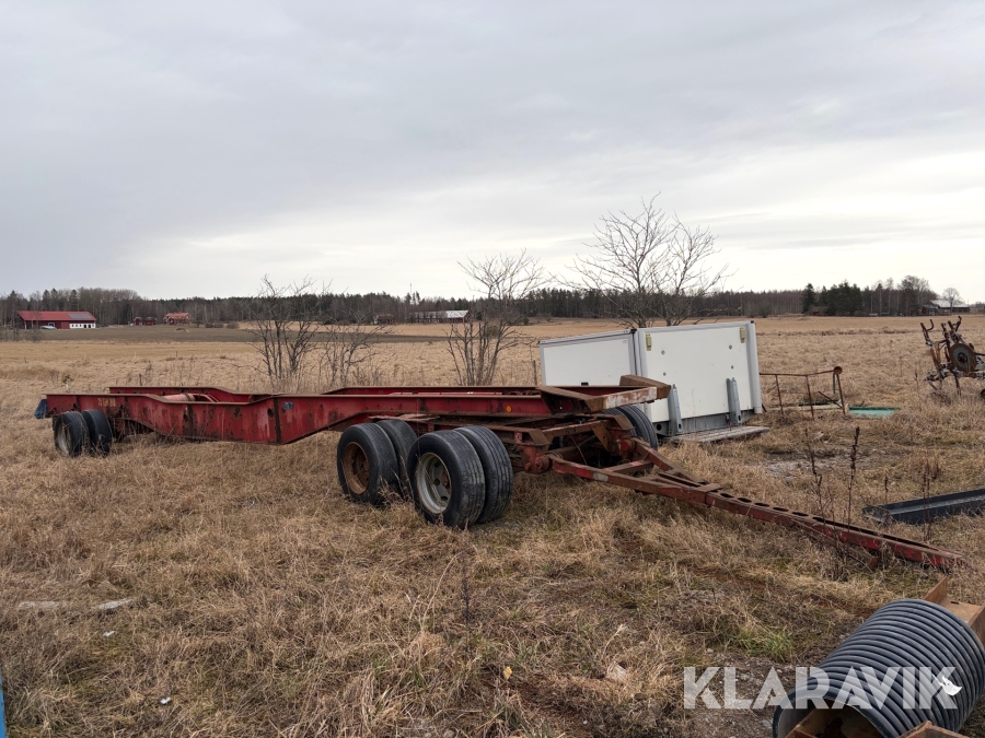 3-axlad vagnschassi Mjölby Släp & trailer VFL4 12 536