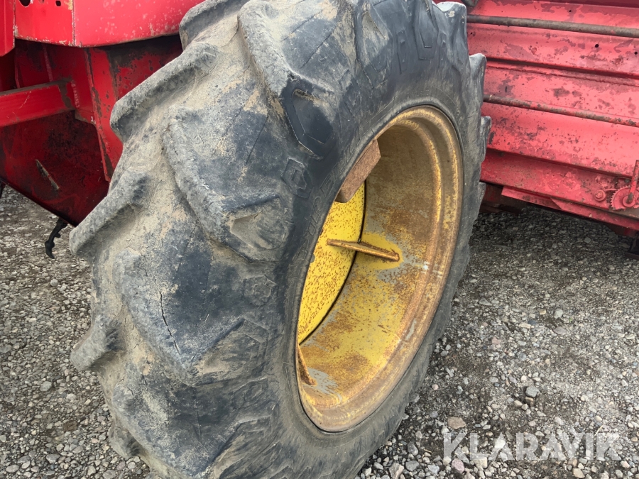 Rapshuggare New Holland 912, Tomelilla, Klaravik auktioner