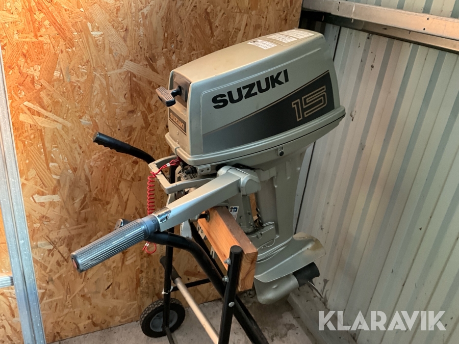 Båtmotor Suzuki 15hk med trycktank