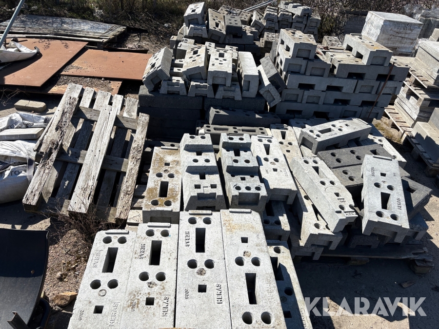 Vikter till byggstaket Heras