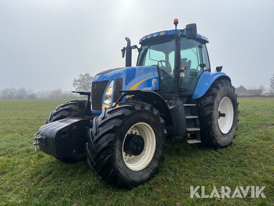 Traktor New Holland TG285