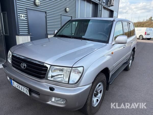 Toyota Land Cruiser 100