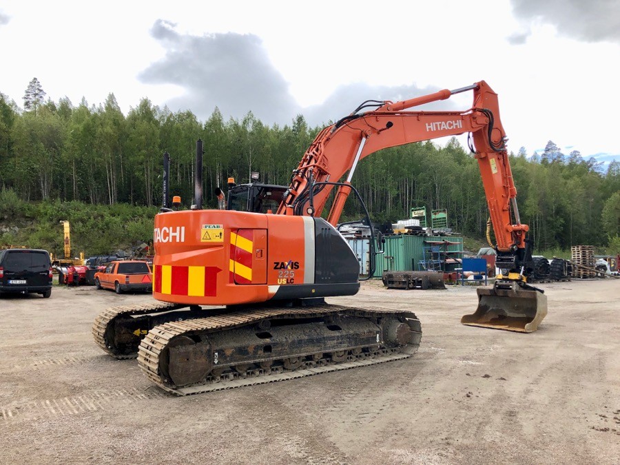 Bandgrävare 25 ton Hitachi Zaxis 225 US LC 3 