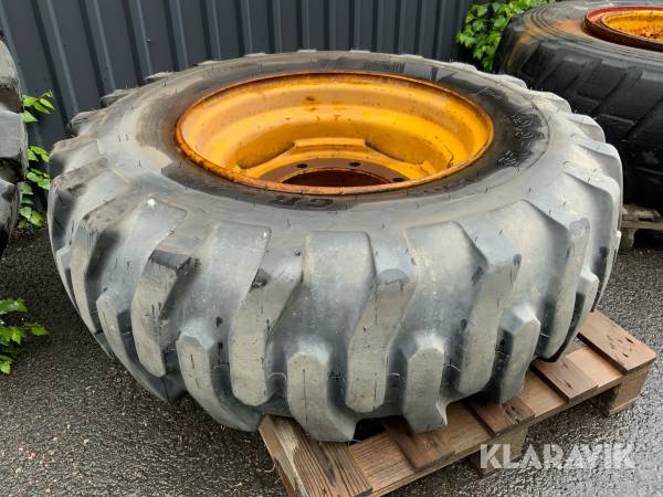 Entreprenaddäck Volvo BM L30 A 15.5-25 /1st