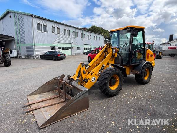 Hjullastare JCB 406 med skopa & gafflar