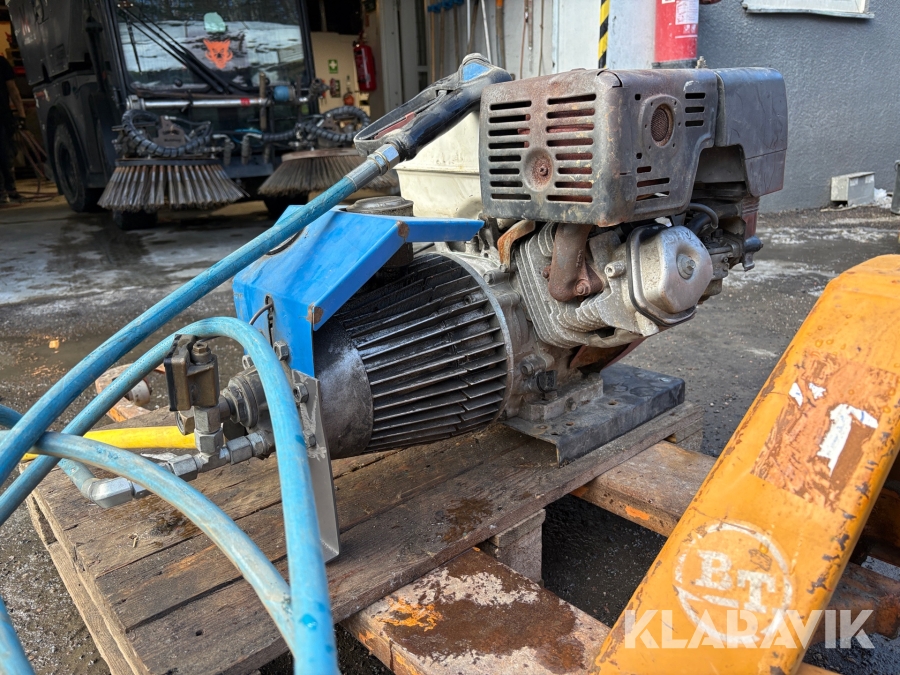 Motordriven högtryckstvätt Honda med IBC tank