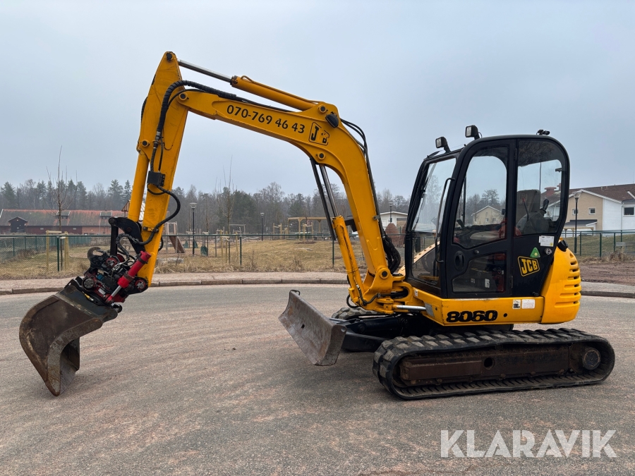 Grävmaskin JCB 8060 med tiltrotator
