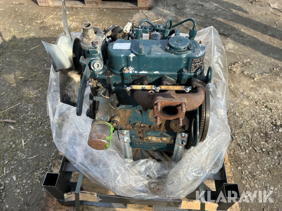 Kubota  motor till minilastare Avant 520 Kubota D722