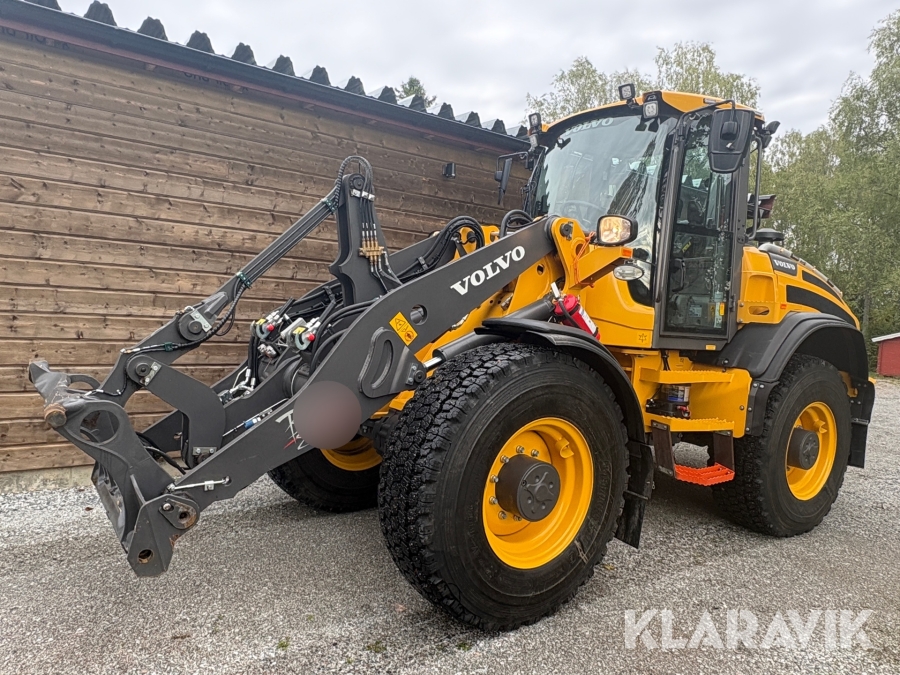 Hjullastare Volvo L50 HS med klaffplog , skopor och hydrauliska gafflar