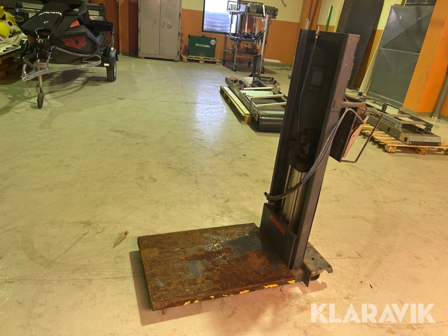 Lyftbord Höglandsverken tryckluft