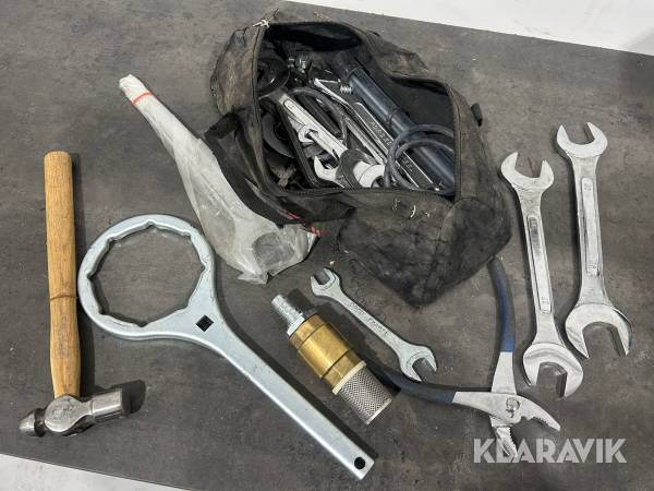 Verktygssats till grävmaskin