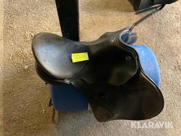 Hästsadel Kietter Hoppsadel 17tum