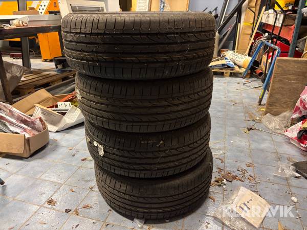 Sommardäck Bridgestone 255/60R18 4 st