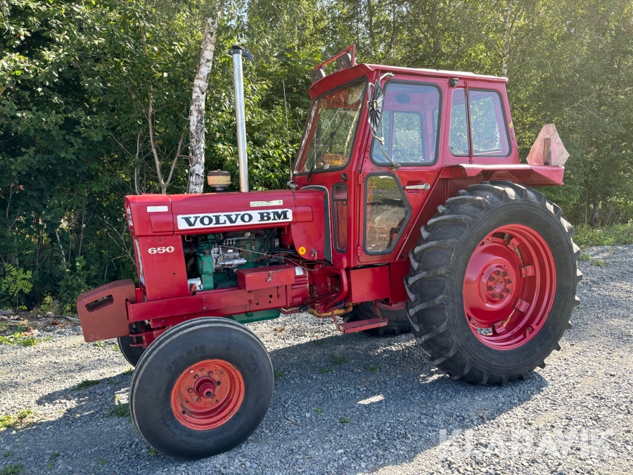 Traktor Volvo BM T 650