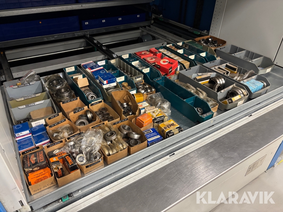 Diverse lager SKF olika kullager i tum