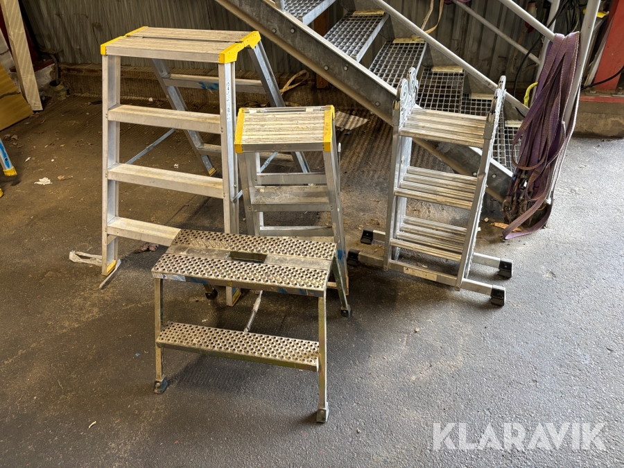 Trappstegar 3 st och 1 st stege
