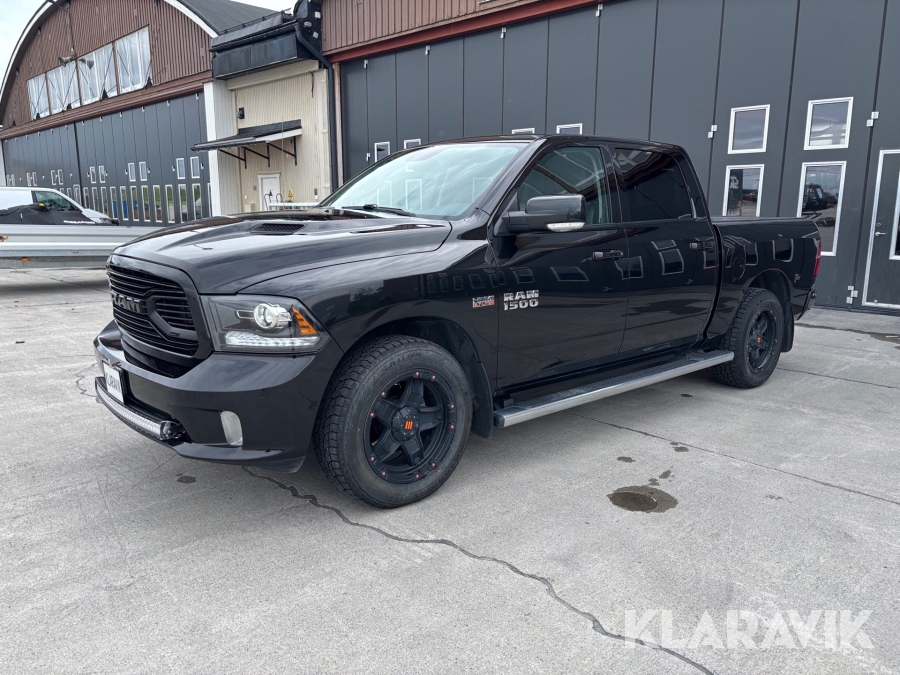 Pickup Ram 1500 Crew Cab 5.7 V8 4x4
