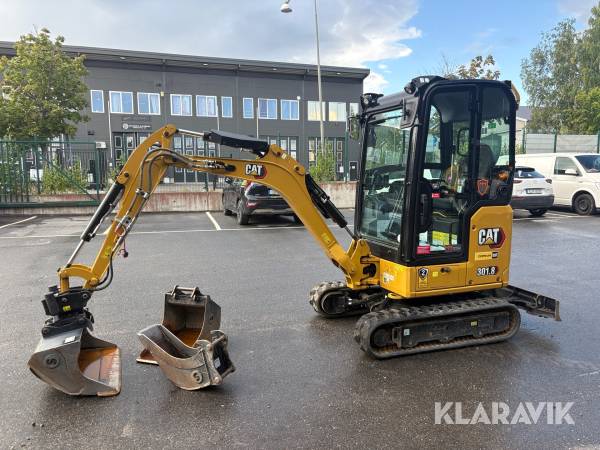 Grävmaskin CAT 301.8 med skopor