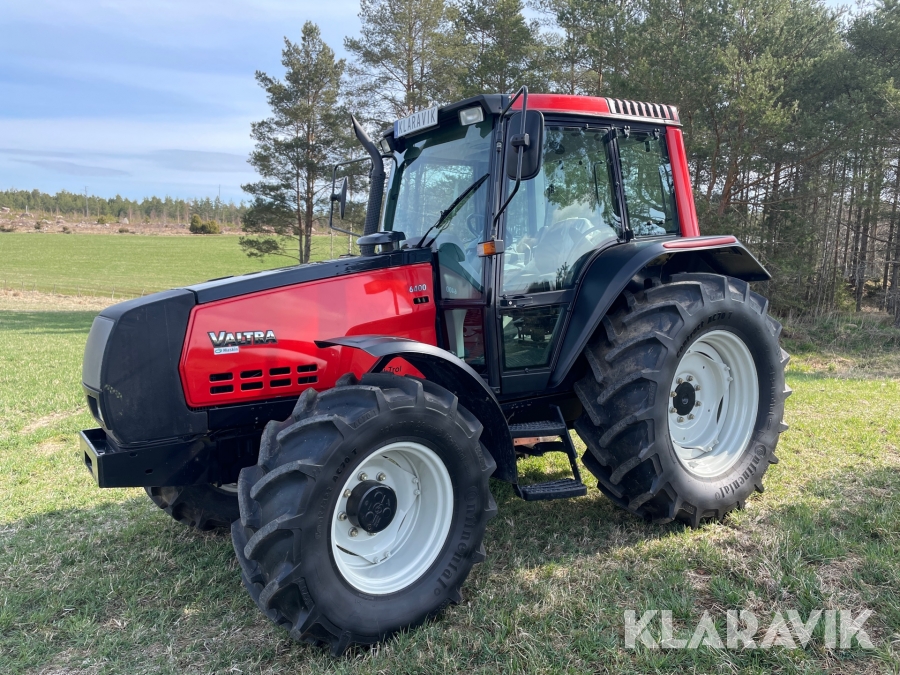 Traktor Valtra 6400-4