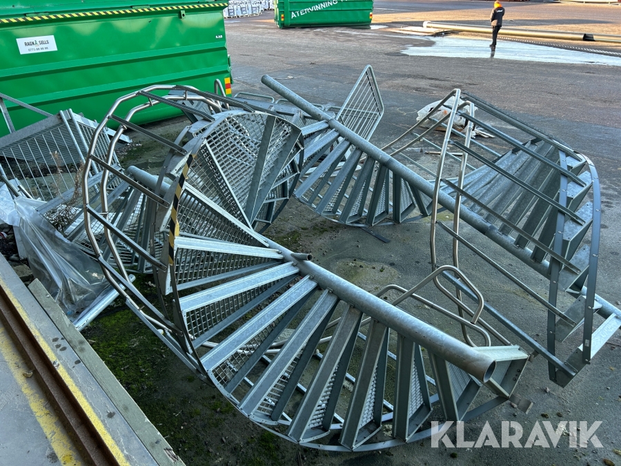 Spiraltrappa Weland med 2 plattformar