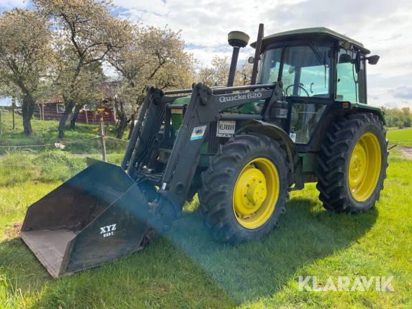 Traktor John Deere 2650 4WD med lastare