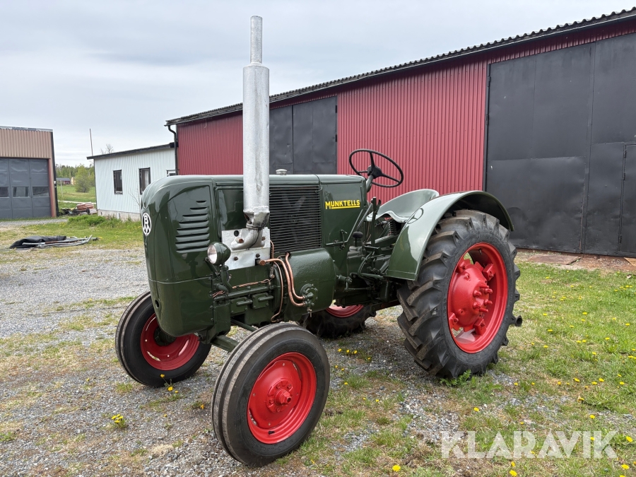 Veterantraktor Bolinder-Munktell BM 10 tändkulemotor