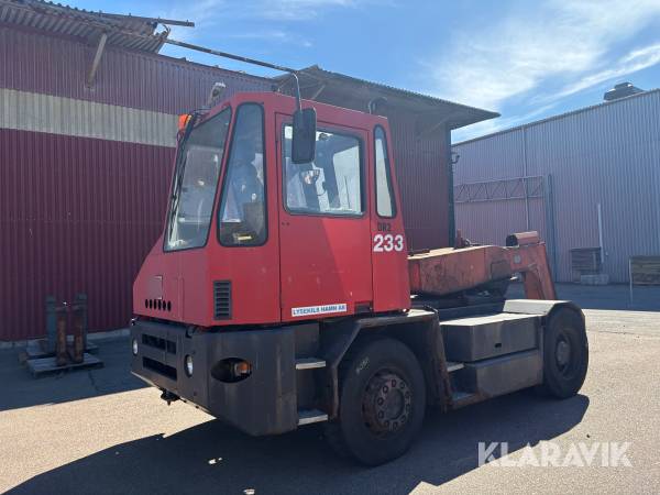 Terminaltraktor Sisu TR-181AL 5C