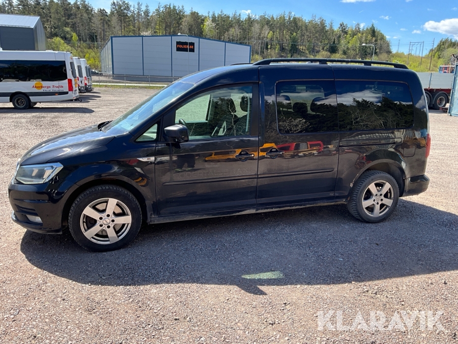 Volkswagen Caddy Maxi Life 2,0 Tdi med rullstolramp