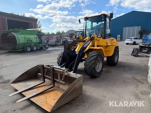 Hjullastare Volvo L35B PRO med skopa och gafflar
