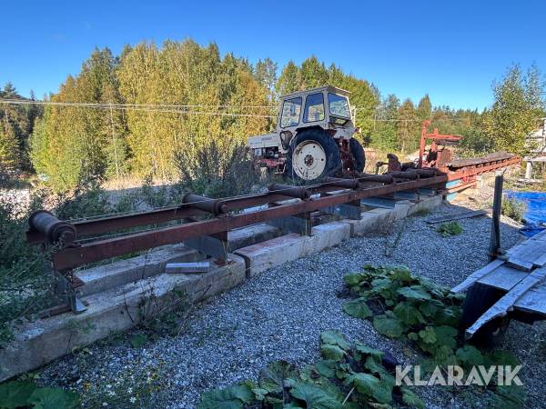 Cirkelsågverk traktordrivet