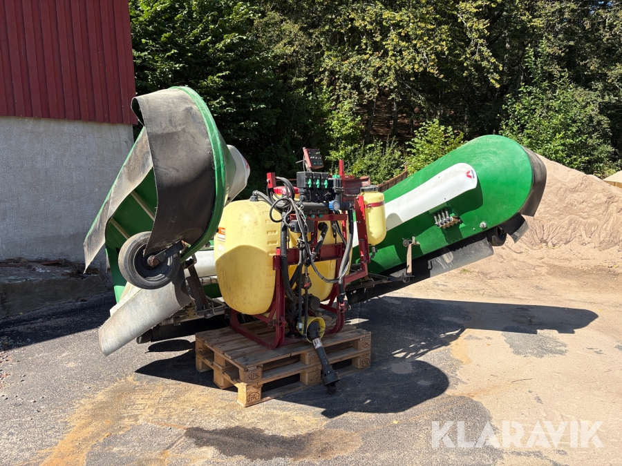 Växtskyddsspruta Hardi 400L med rogersprayer kjolar