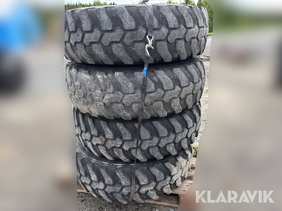 Entreprenaddäck Dunlop SP T9 4 st