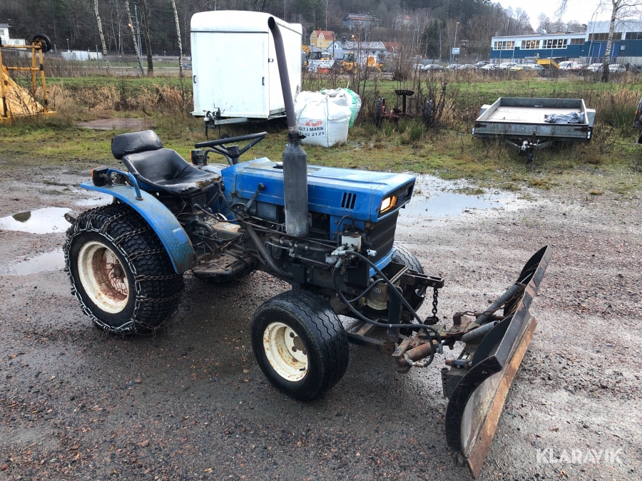 Minitraktor Iseki TX1300F med plog