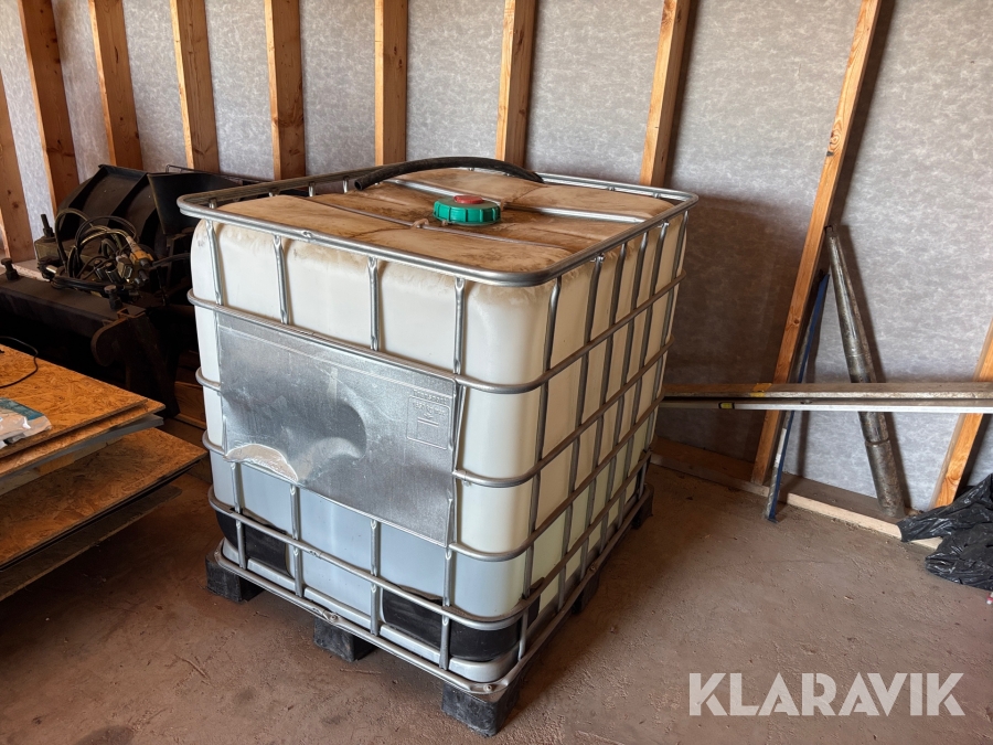 IBC-tank Schütz med ca 380L blankdiesel