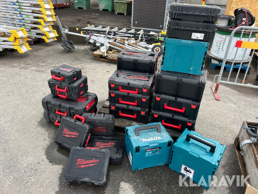 Tomma lådor för handmaskiner Milwaukee / DeWalt ca 25 st