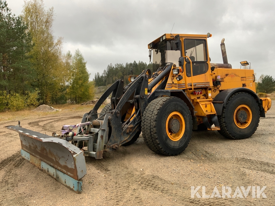 Lastmaskin Ljungby L14 med snöplog