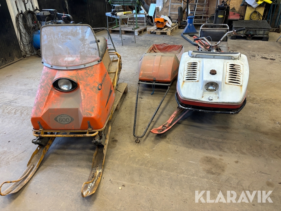 Snöskotrar 2st Ockelbo 600 och Evinrude BE 1570