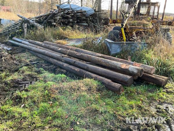 Tryckimpregnerade stolpar 13 st