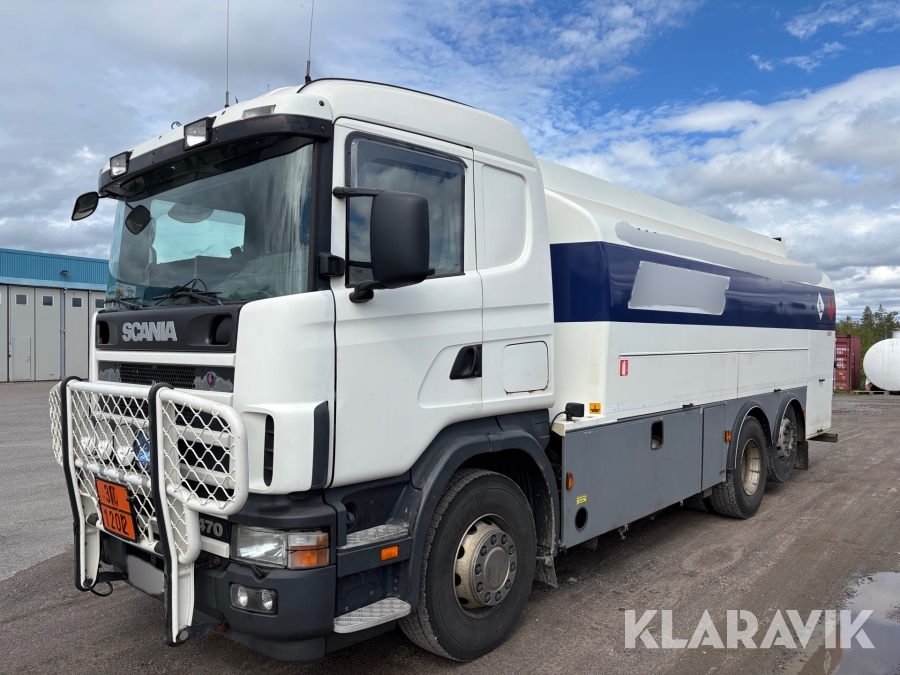 Tankbil Scania R124LB6X24NB470