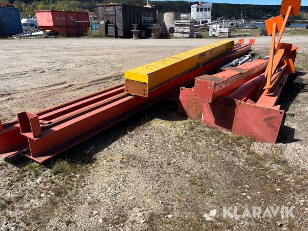 Travers Demag EKKE 1.6Ton med blockvagn och telfer