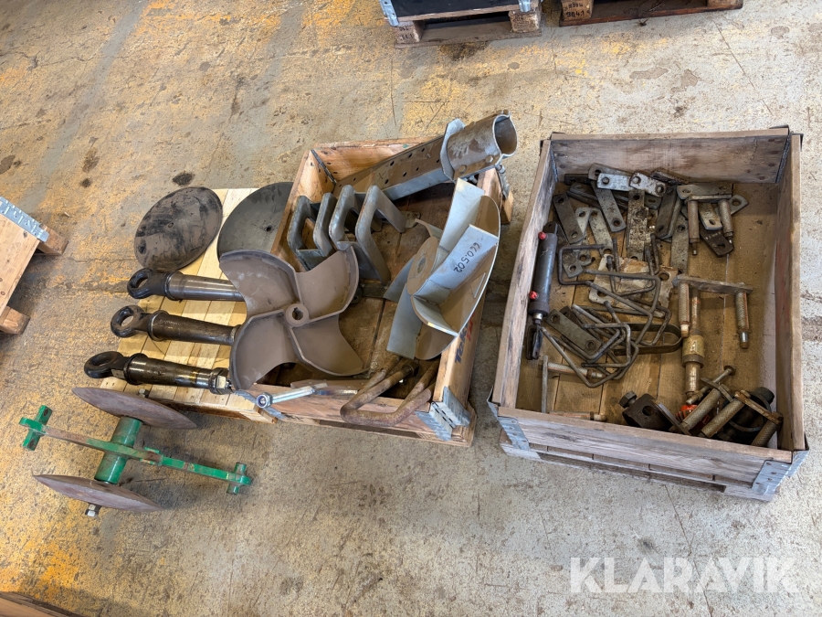 Diverse delar gödseltunna